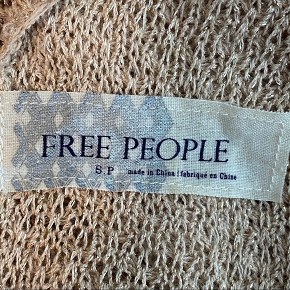 Free People - Boho Crochet and Lace Poncho Top - Picture 6 of 8